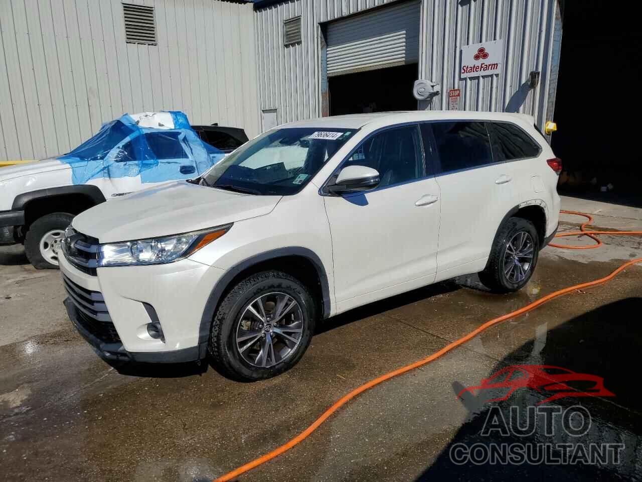 TOYOTA HIGHLANDER 2017 - 5TDZARFHXHS032081