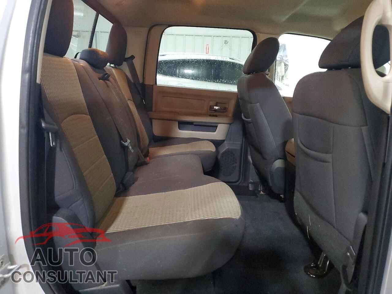 DODGE RAM 1500 2012 - 1C6RD7LT6CS257562