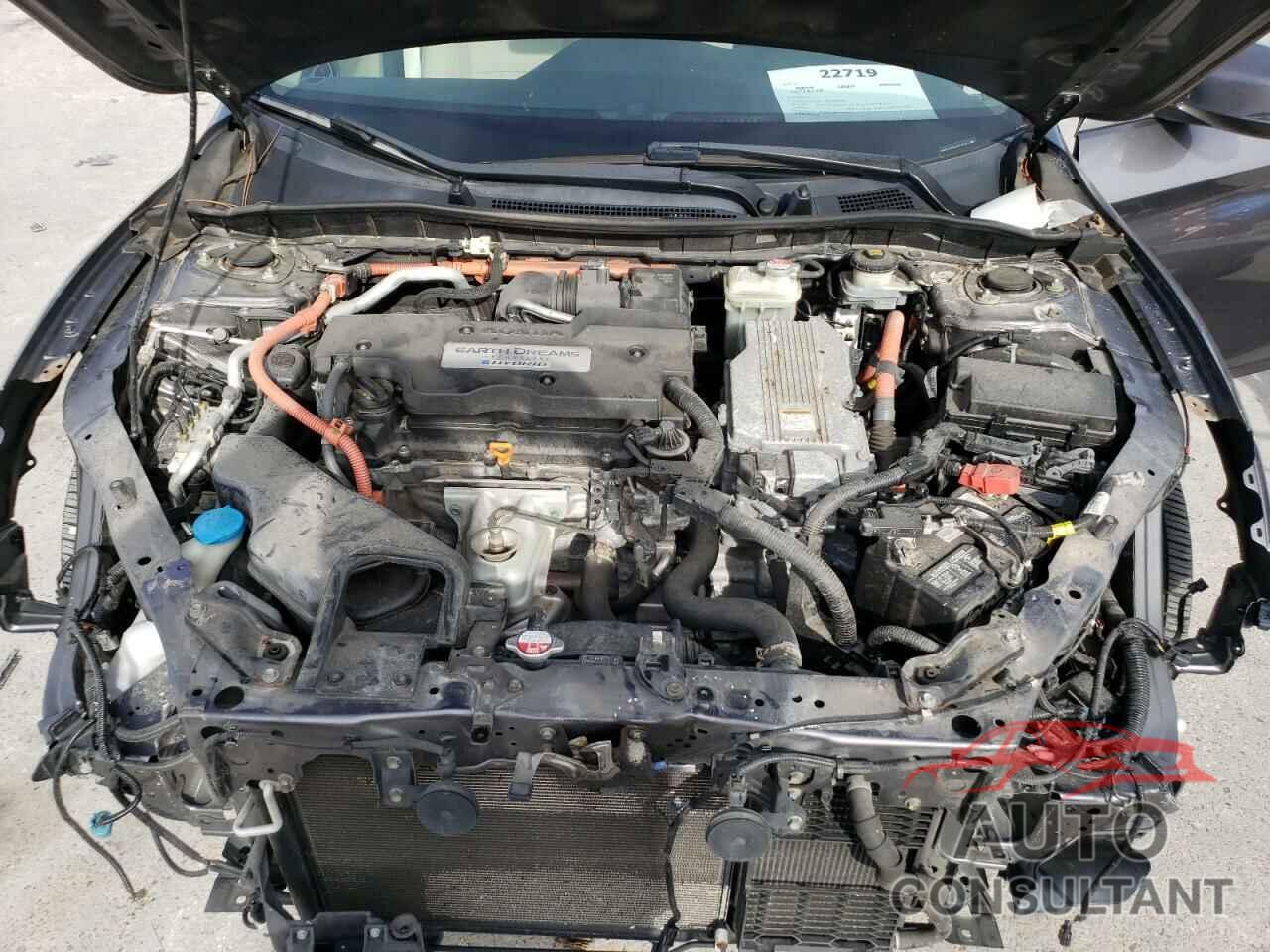 HONDA ACCORD 2017 - JHMCR6F52HC019327