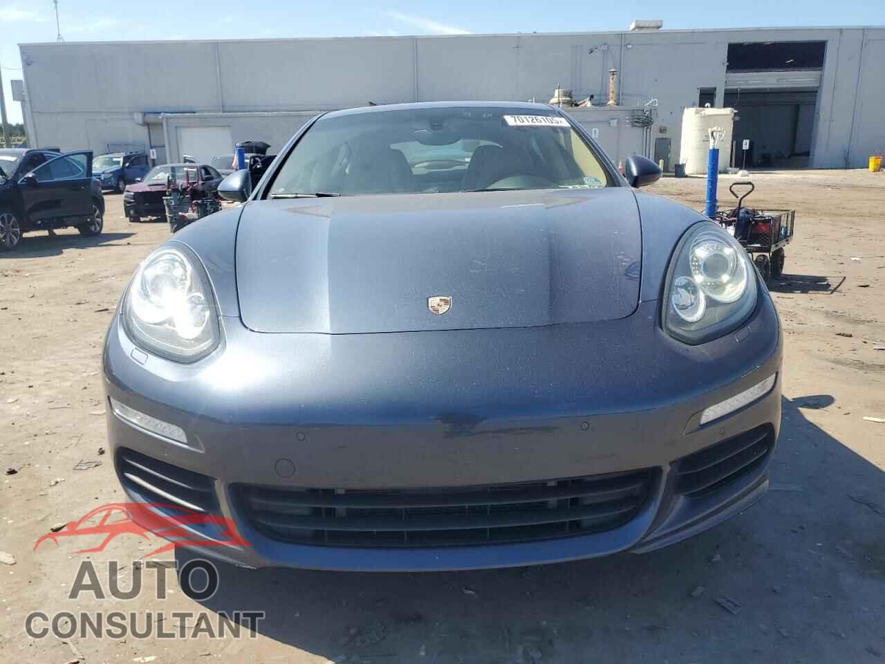 PORSCHE PANAMERA 2015 - WP0AD2A71FL041552
