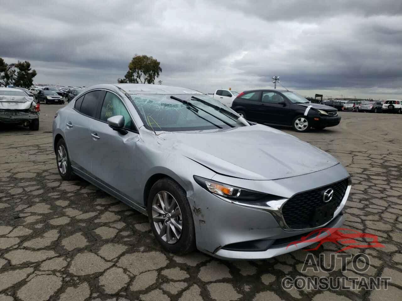 MAZDA 3 2019 - JM1BPABL4K1107261