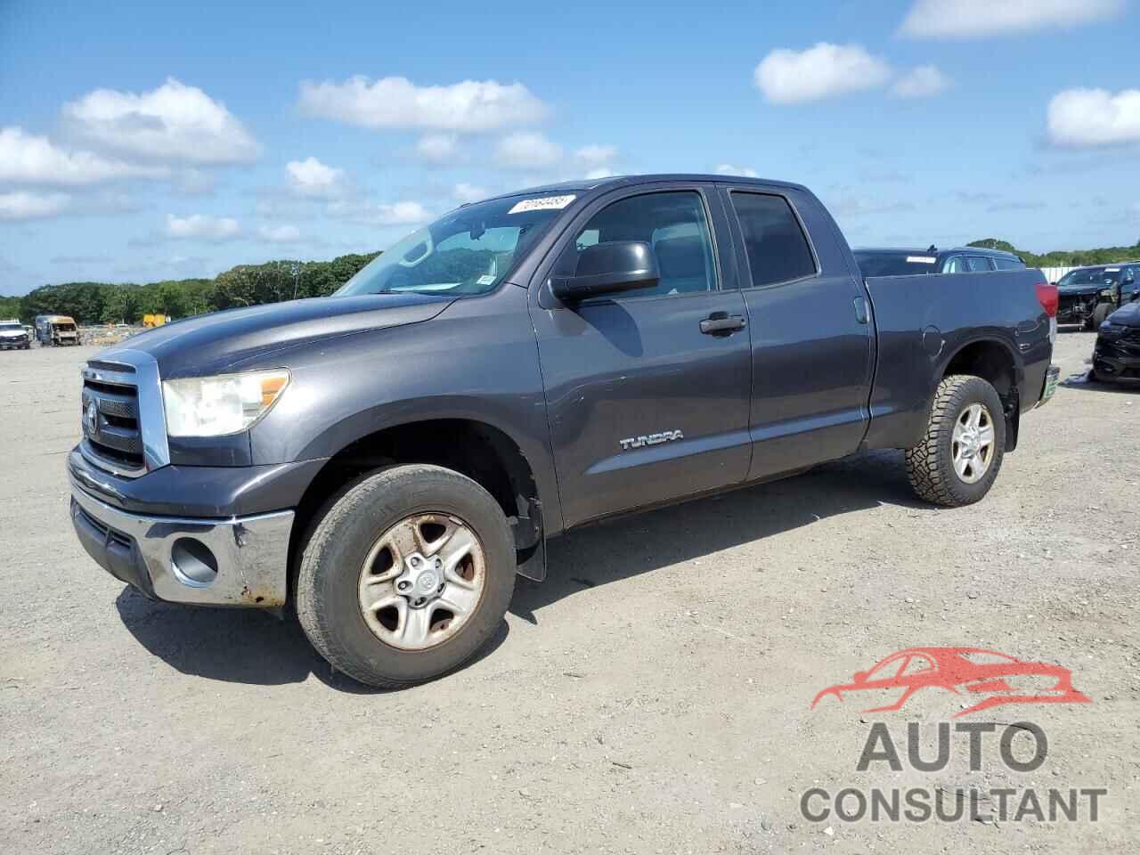 TOYOTA TUNDRA 2011 - 5TFUM5F10BX020794
