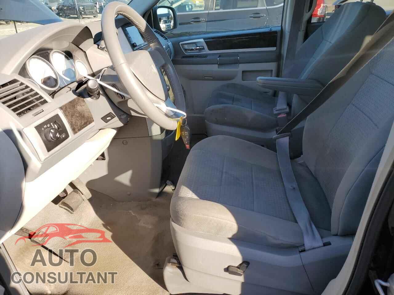 DODGE CARAVAN 2010 - 2D4RN5D13AR143429