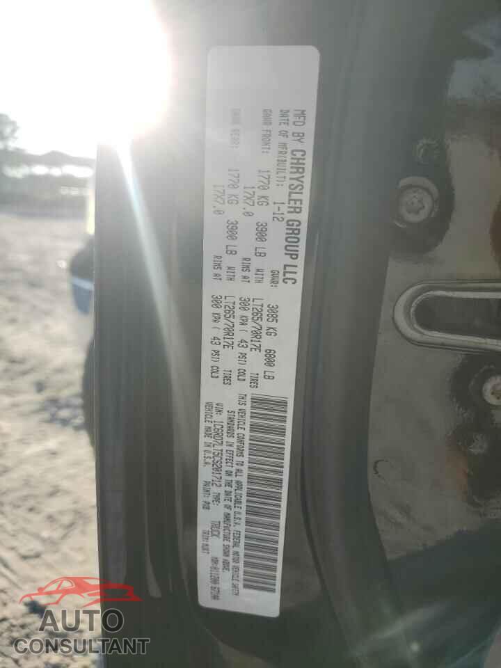 DODGE RAM 1500 2012 - 1C6RD7LT5CS201712