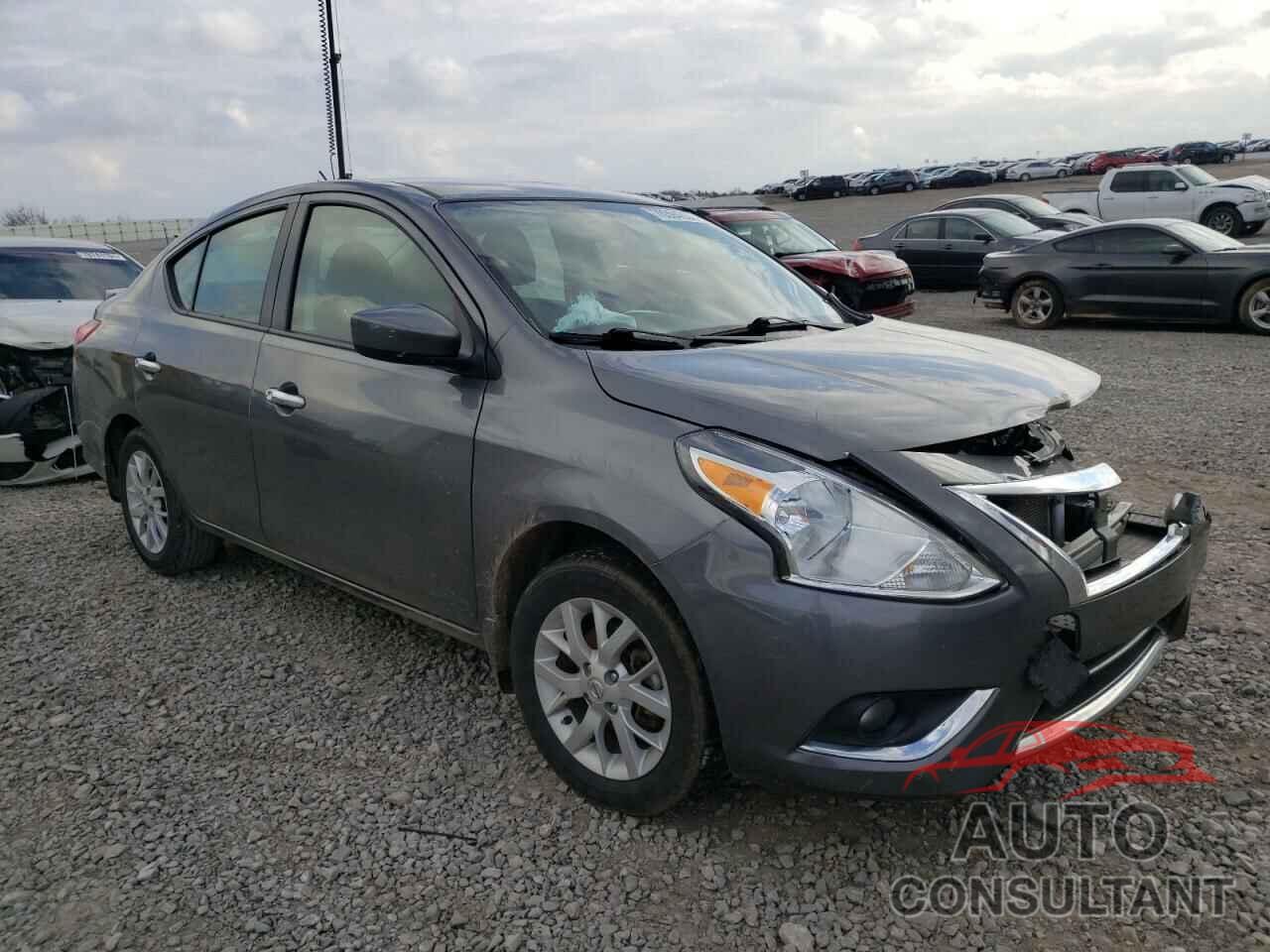 NISSAN VERSA 2018 - 3N1CN7APXJL886452