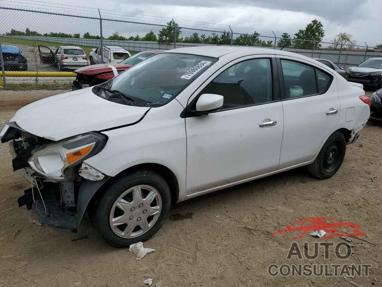 NISSAN VERSA 2017 - 3N1CN7AP7HL856139