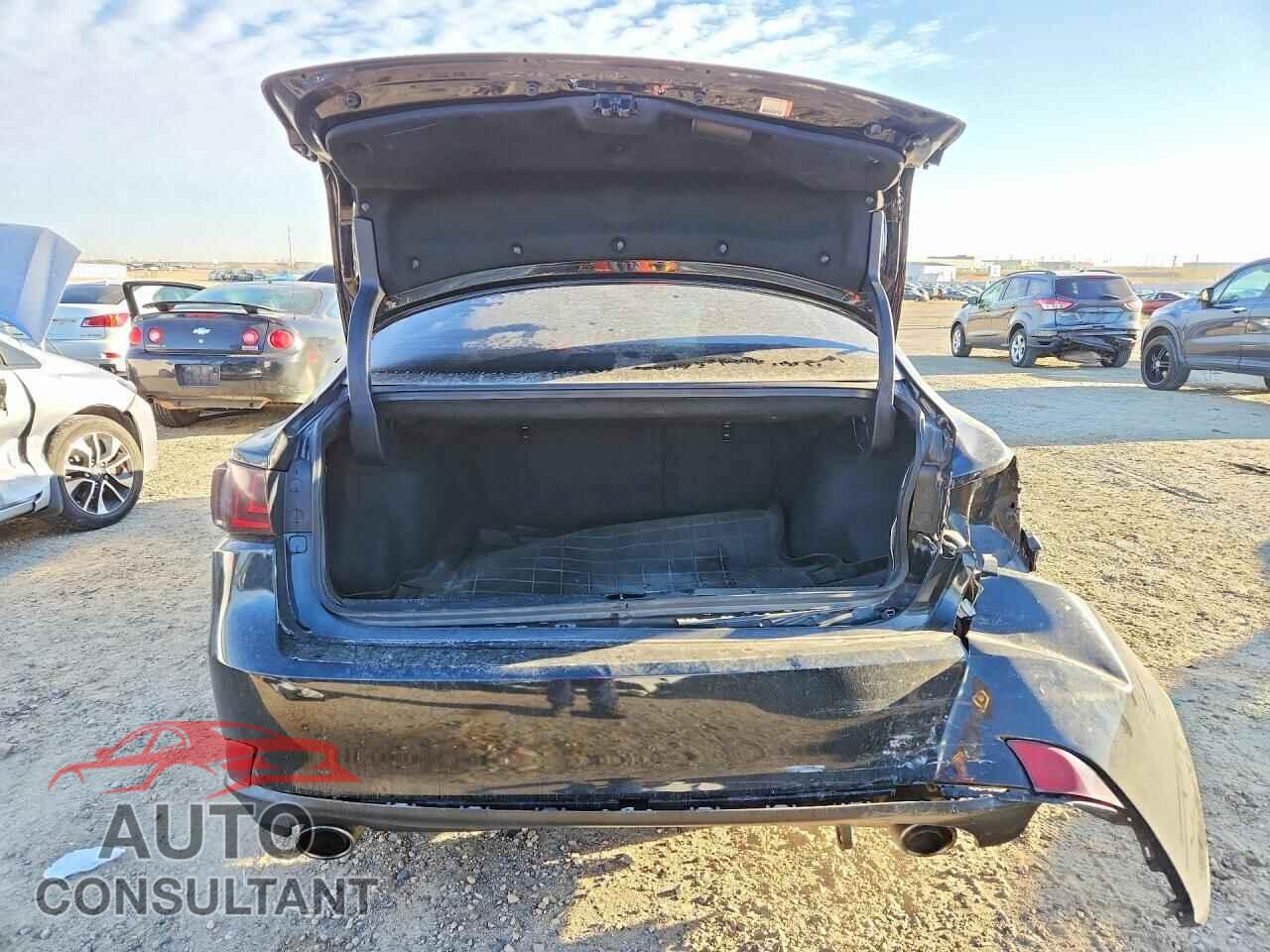 LEXUS IS 2015 - JTHCE1D29F5010097