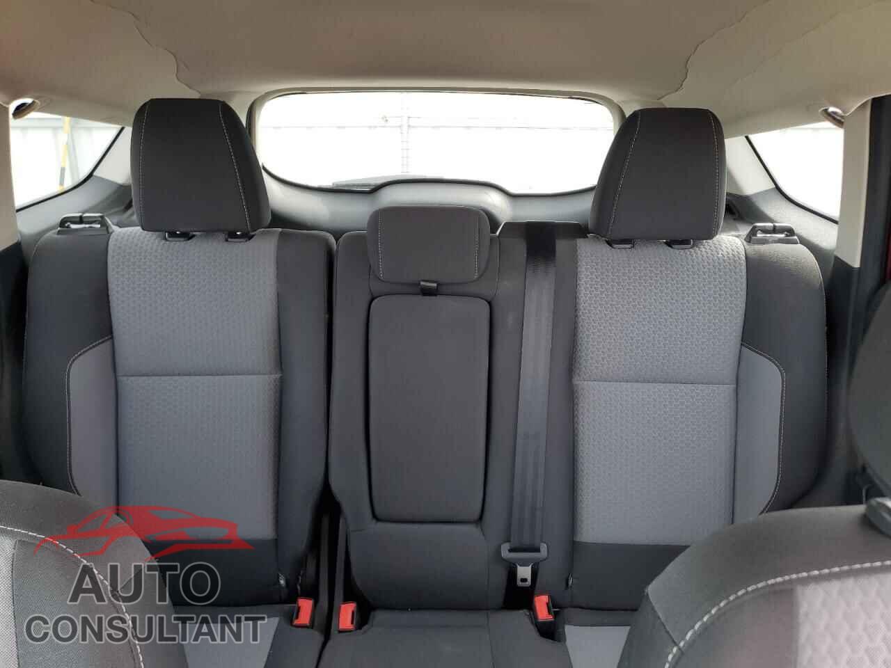 FORD ESCAPE 2017 - 1FMCU9GD9HUD73634