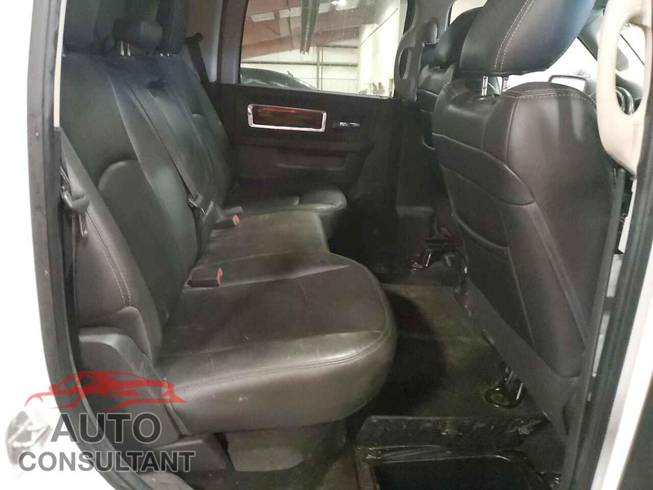 DODGE RAM 1500 2012 - 1C6RD7NT0CS314416