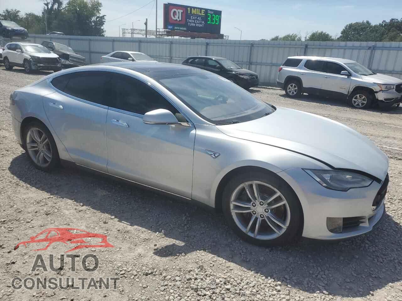 TESLA MODEL S 2014 - 5YJSA1S19EFP38762