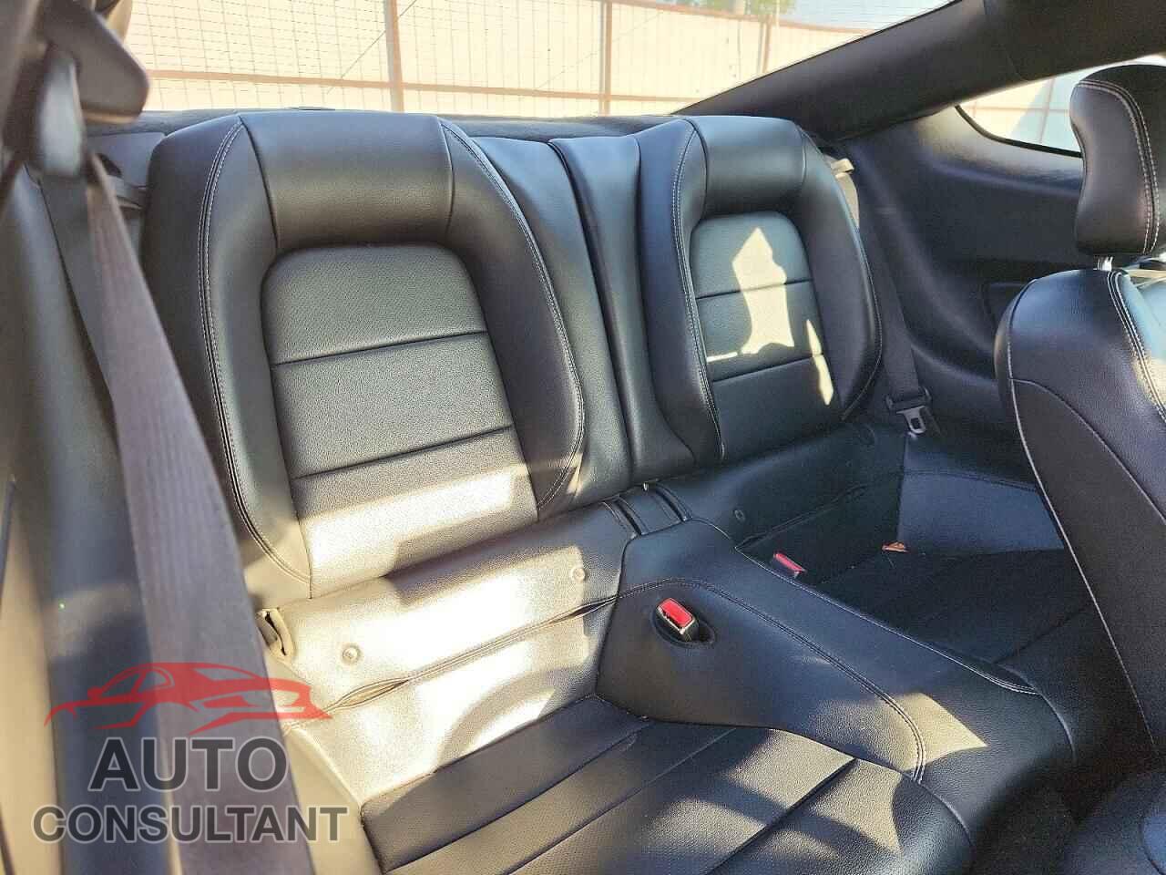FORD MUSTANG 2016 - 1FA6P8TH3G5267724