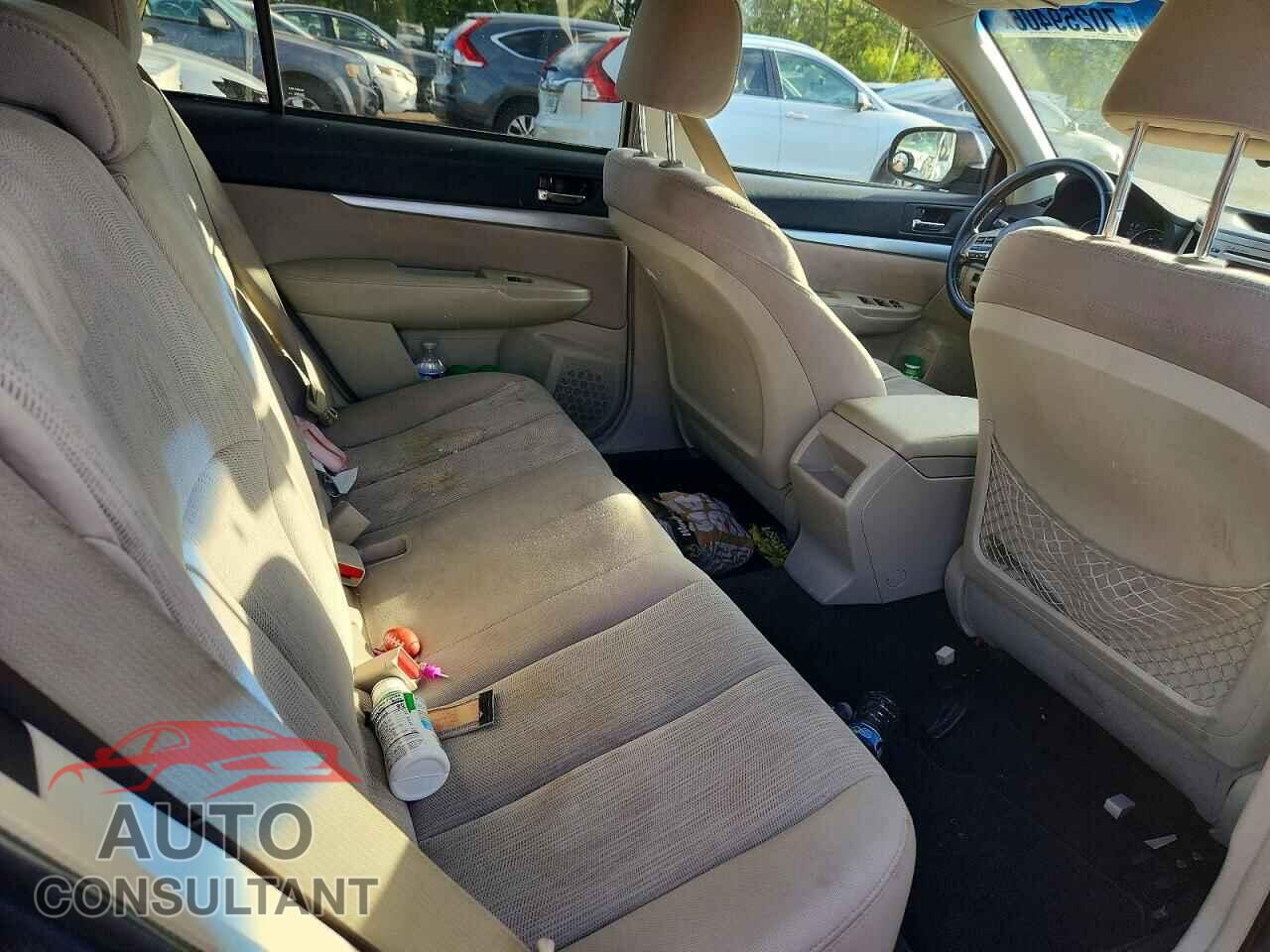 SUBARU OUTBACK 2014 - 4S4BRBCC2E3233198