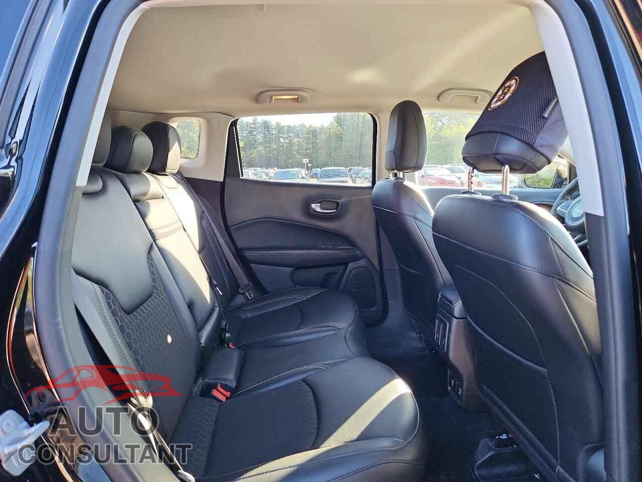 JEEP COMPASS 2020 - 3C4NJDBB8LT145917