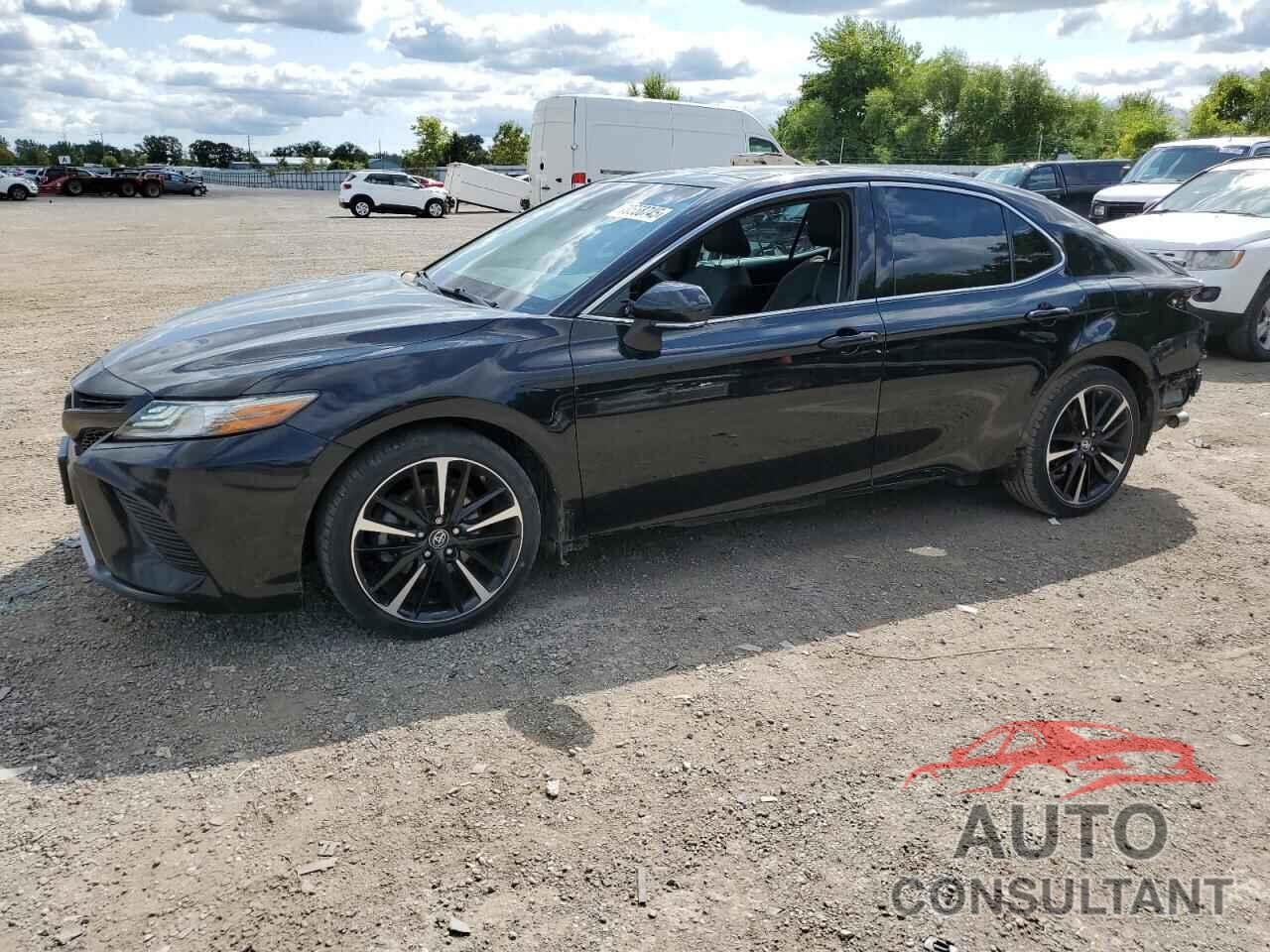 TOYOTA CAMRY 2018 - 4T1B61HK9JU099748