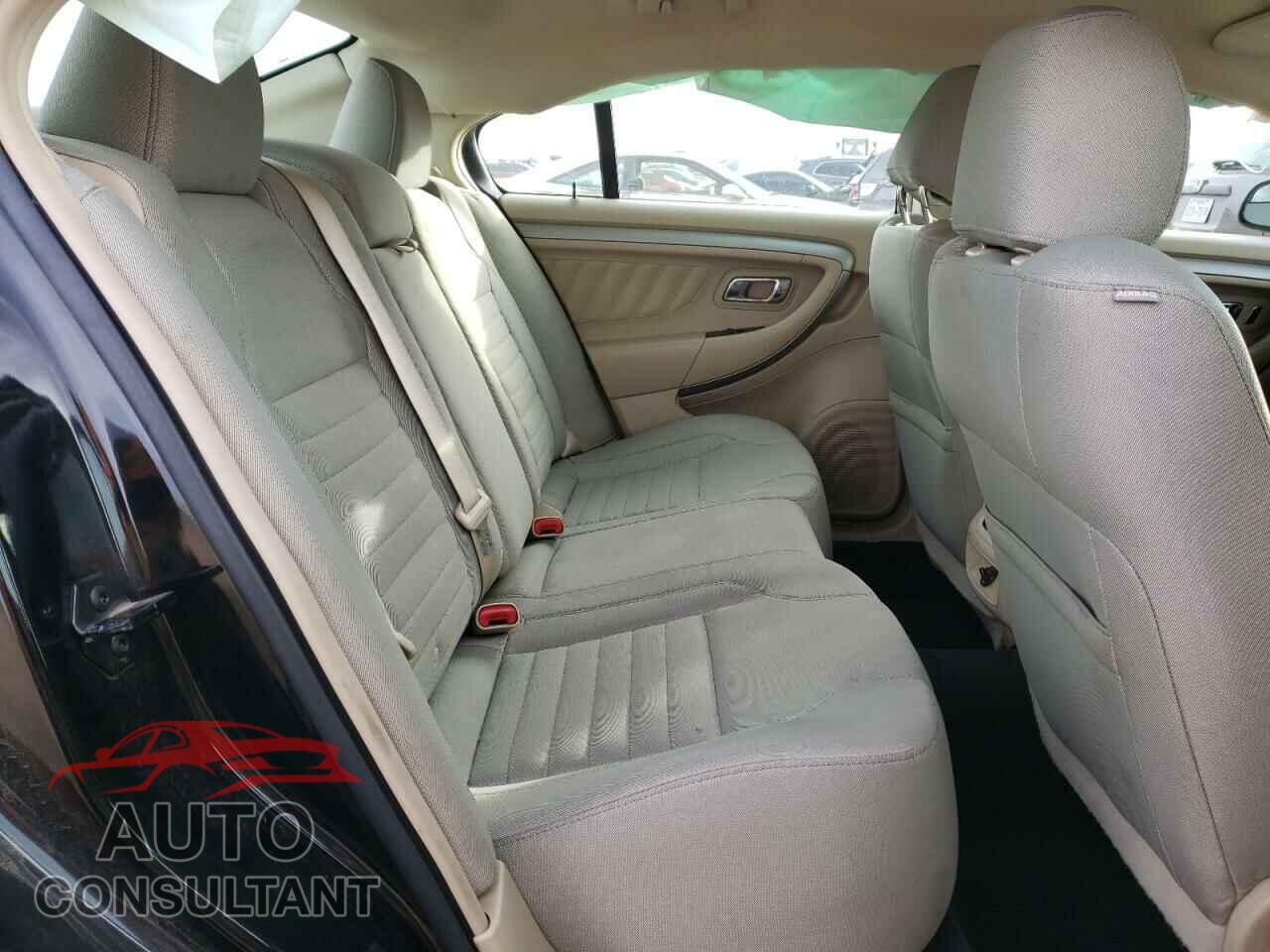 FORD TAURUS 2017 - 1FAHP2D88HG128828