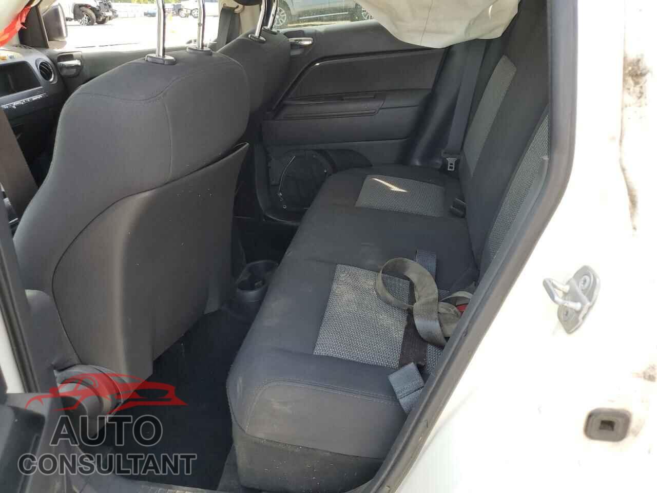 JEEP COMPASS 2010 - 1J4NF4FB8AD505986