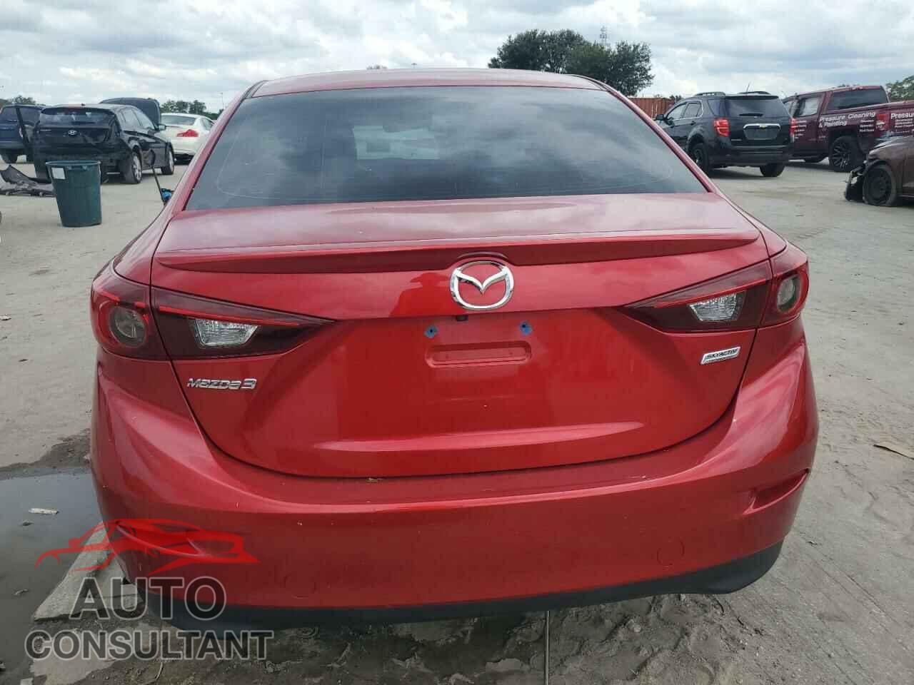 MAZDA 3 2018 - 3MZBN1V34JM214536