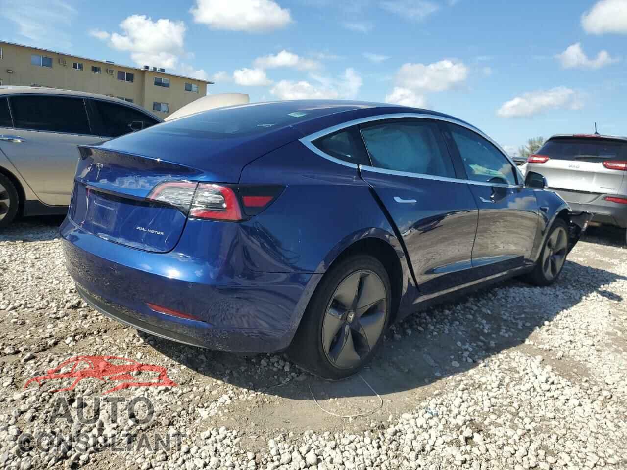 TESLA MODEL 3 2018 - 5YJ3E1EA3JF032630