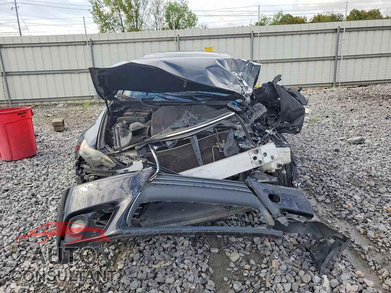 LEXUS IS 2014 - JTHBF1D20E5017365