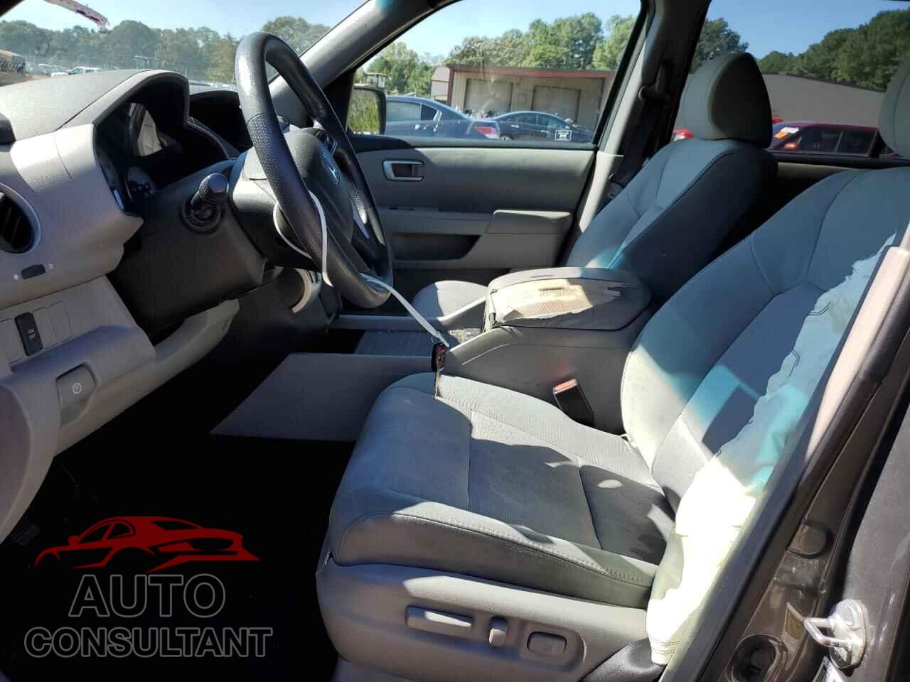 HONDA PILOT 2011 - 5FNYF4H47BB037597
