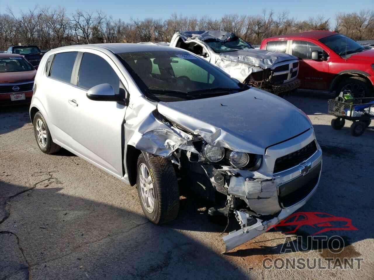 CHEVROLET SONIC 2016 - 1G1JC6SH6G4156234