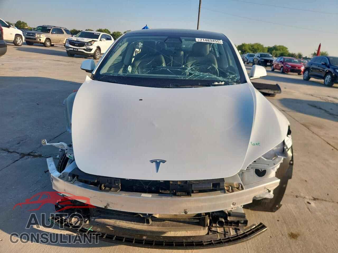 TESLA MODEL 3 2024 - 5YJ3E1EA3RF730280
