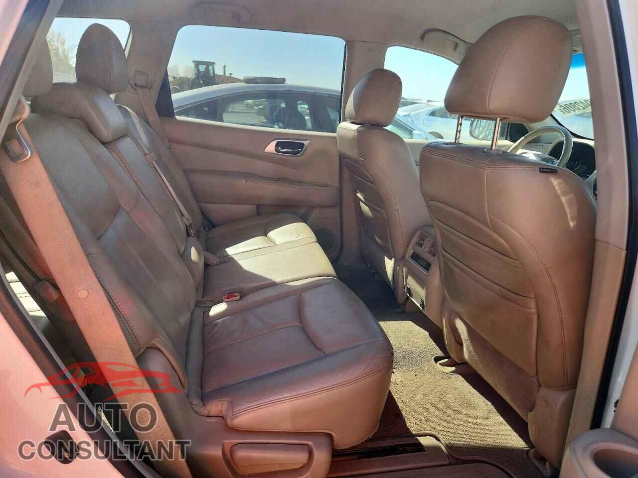 NISSAN PATHFINDER 2013 - 5N1AR2MM2DC635806