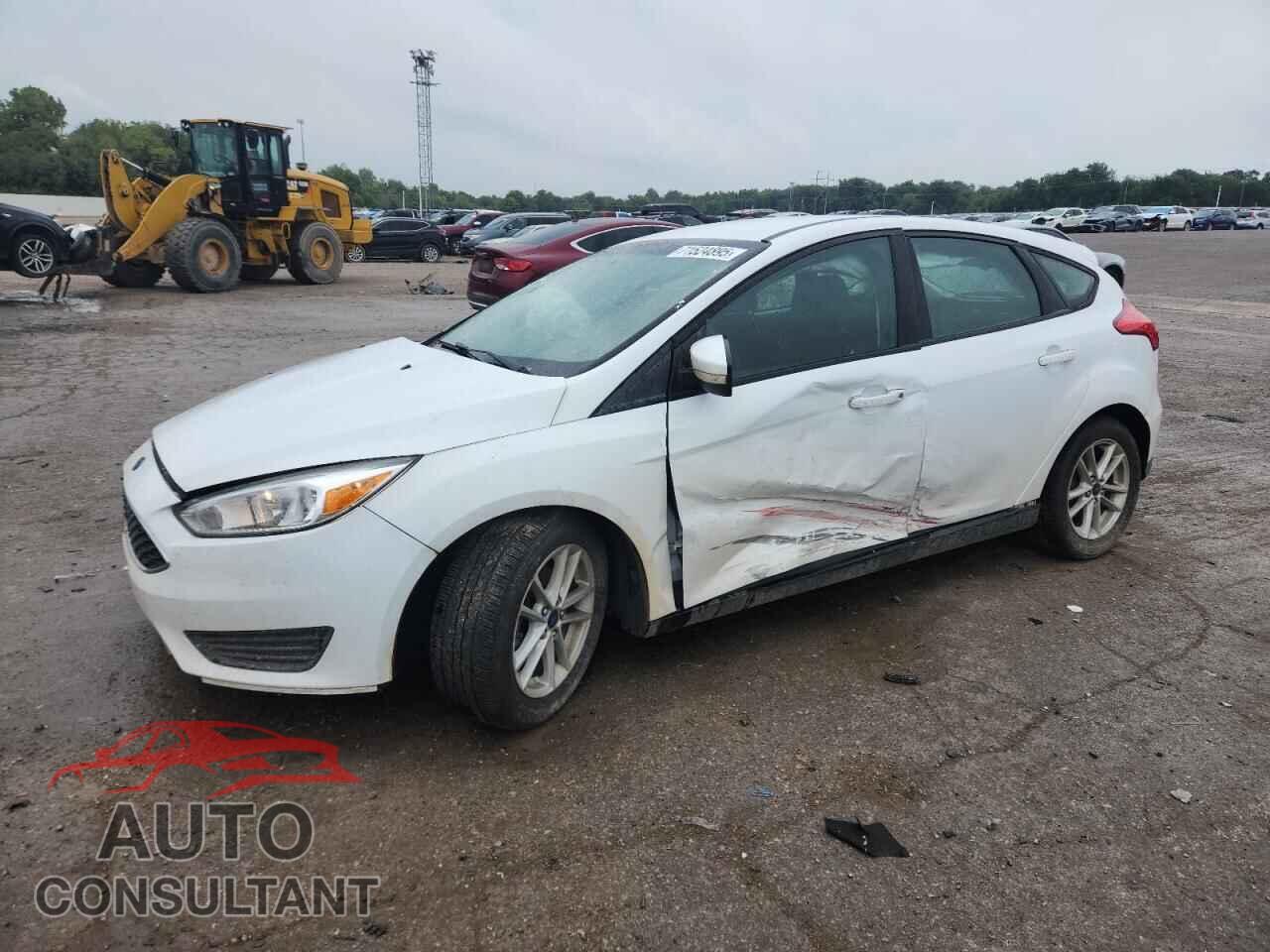 FORD FOCUS 2017 - 1FADP3K22HL239305