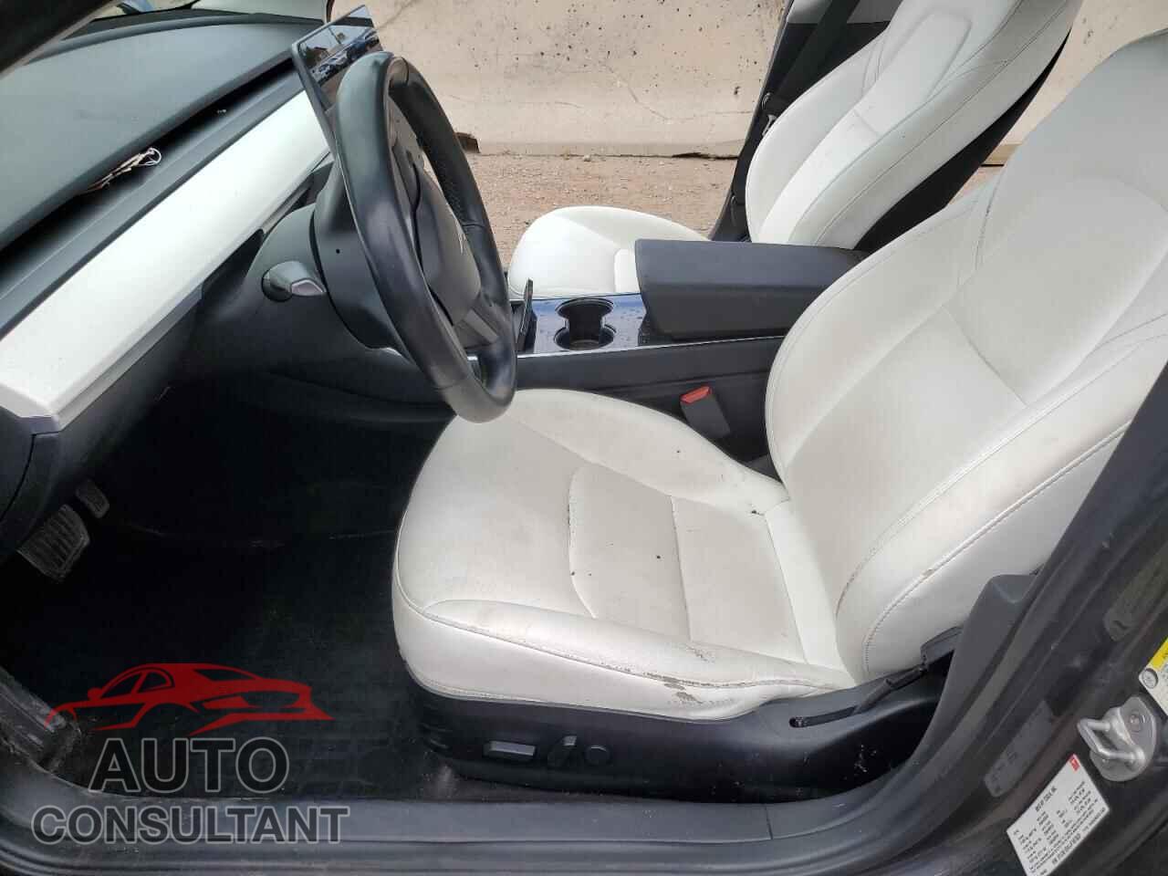 TESLA MODEL 3 2018 - 5YJ3E1EA1JF167623