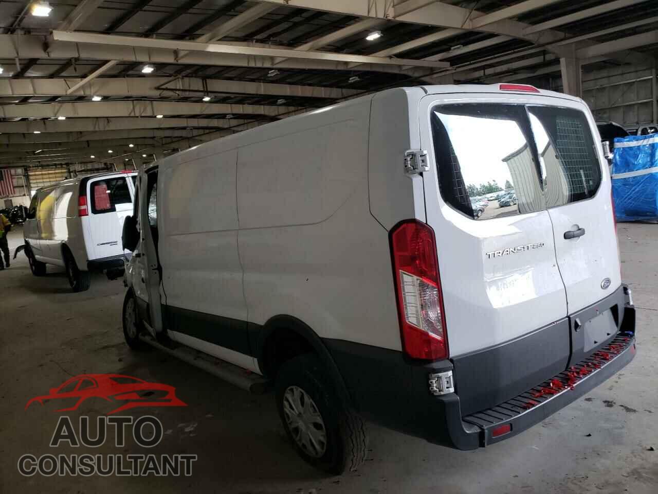 FORD TRANSIT 2017 - 1FTYR1ZM6HKB10118