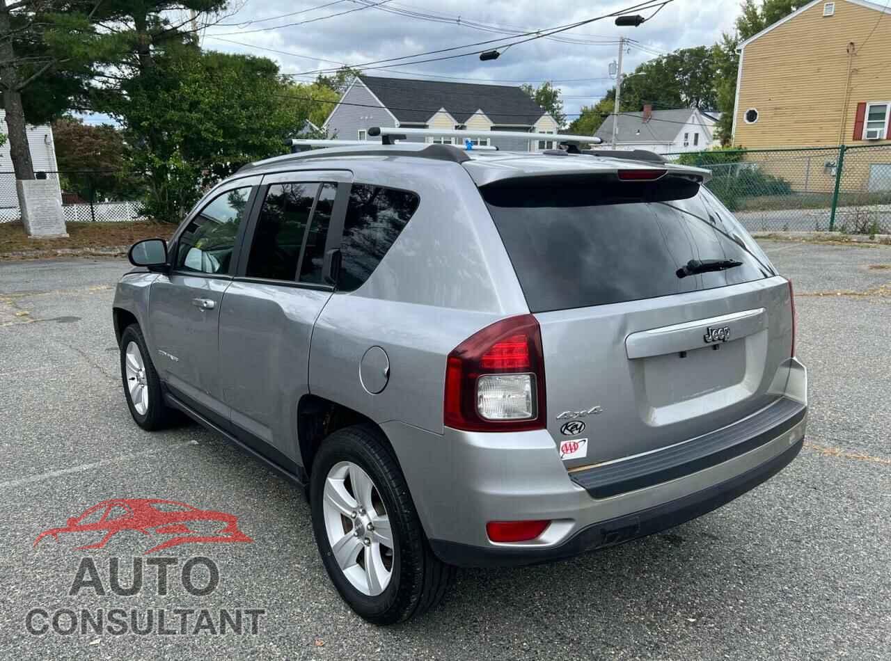 JEEP COMPASS 2017 - 1C4NJDBB6HD105879