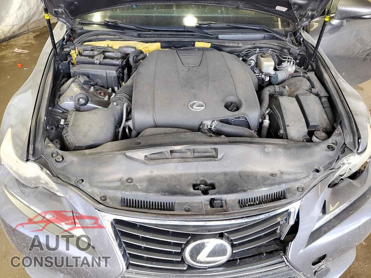 LEXUS IS 2014 - JTHCF1D26E5004589