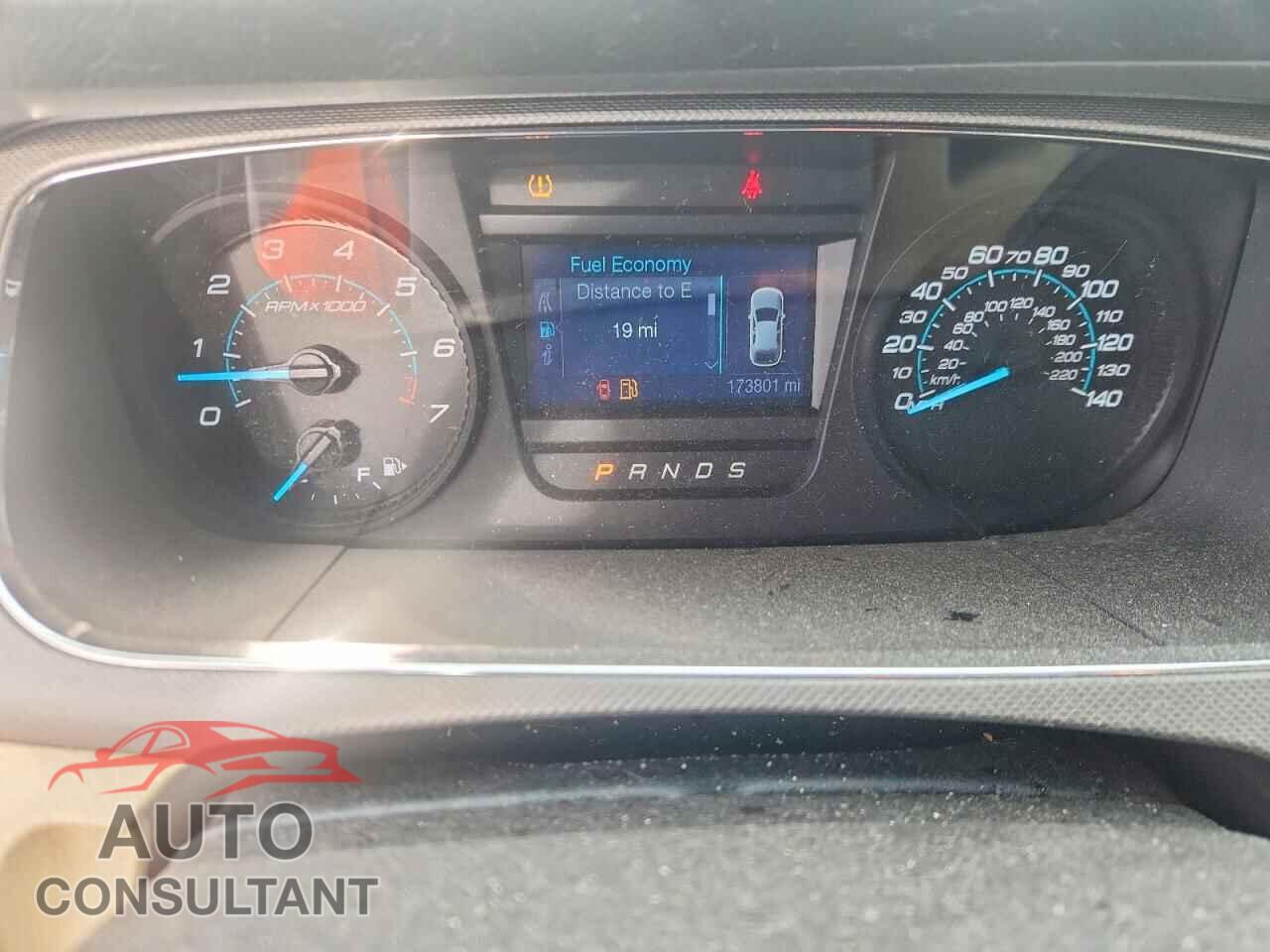 FORD TAURUS 2013 - 1FAHP2D8XDG204995
