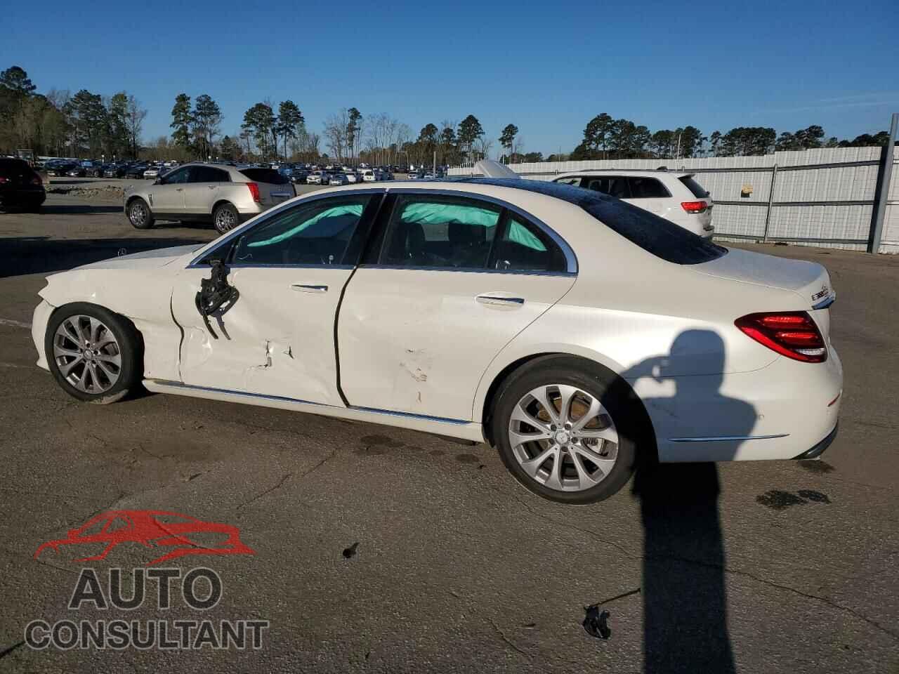 MERCEDES-BENZ E-CLASS 2017 - WDDZF4KB0HA077264