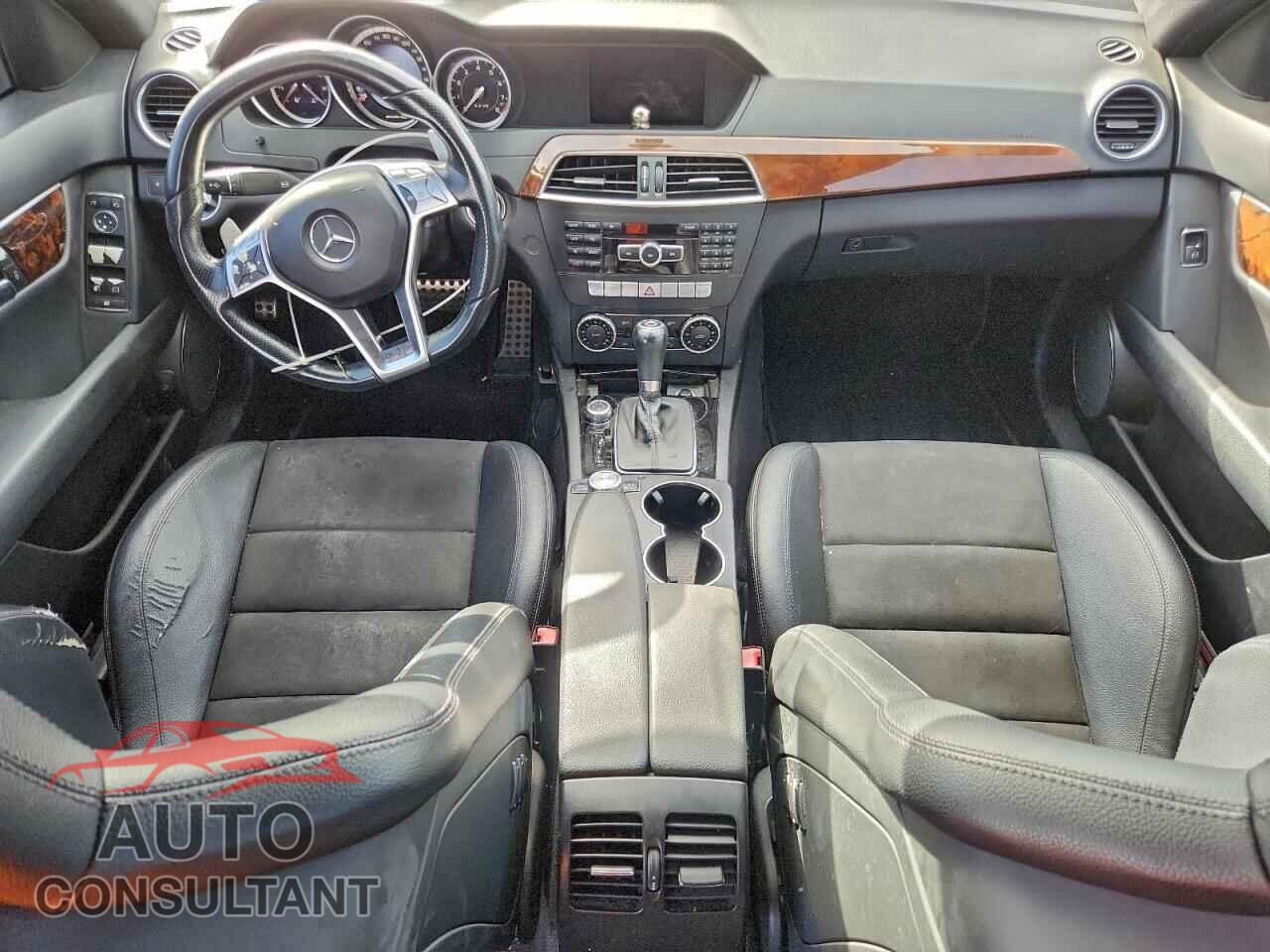 MERCEDES-BENZ C-CLASS 2014 - WDDGF7HB7EA960001