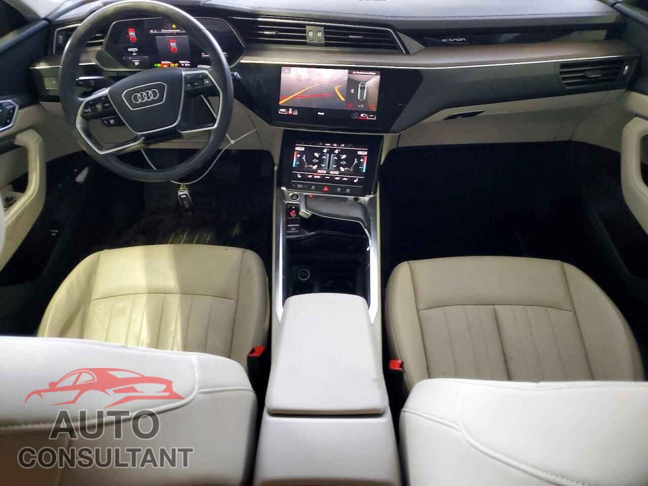 AUDI E-TRON 2021 - WA1AAAGE0MB032640