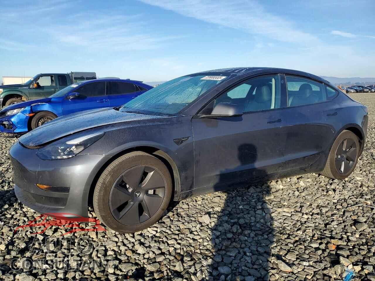 TESLA MODEL 3 2023 - 5YJ3E1EA5PF623485