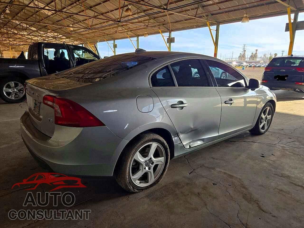 VOLVO S60 2013 - YV1612FS9D2176500