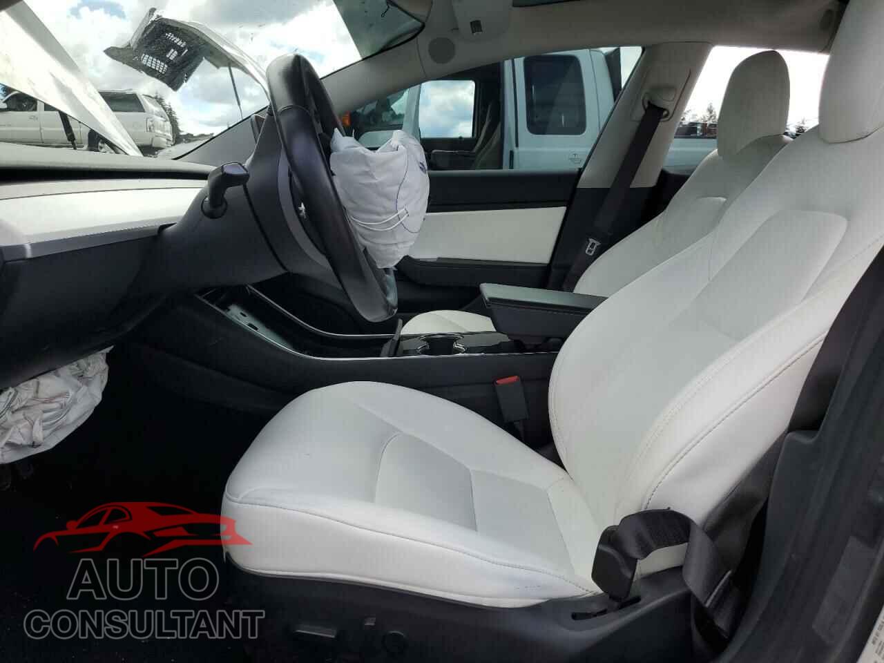 TESLA MODEL 3 2018 - 5YJ3E1EB5JF116182