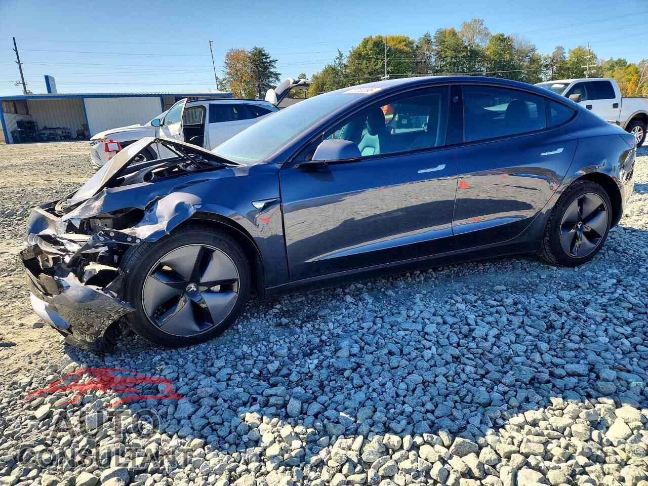 TESLA MODEL 3 2018 - 5YJ3E1EB3JF145731