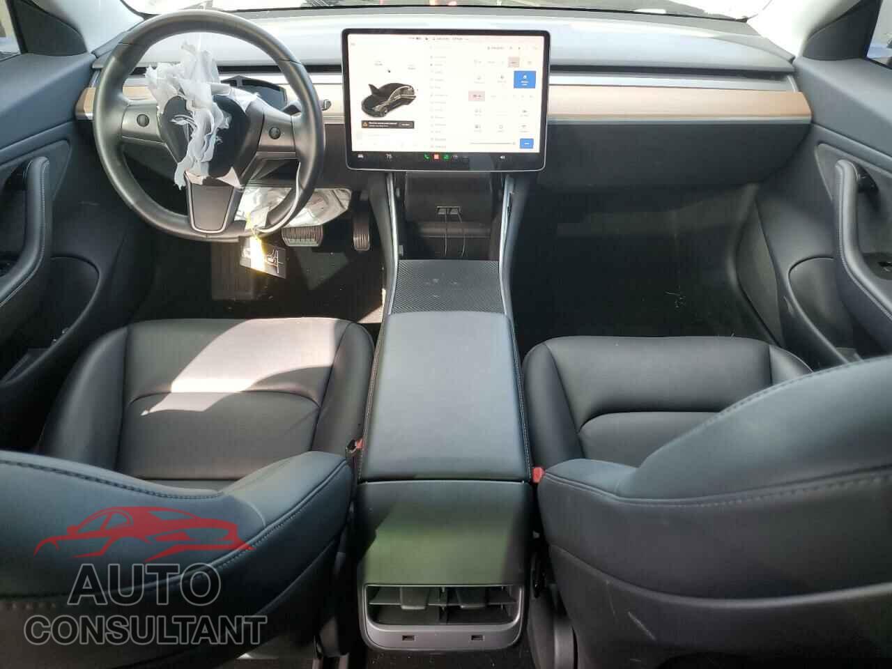 TESLA MODEL 3 2018 - 5YJ3E1EA0JF039809