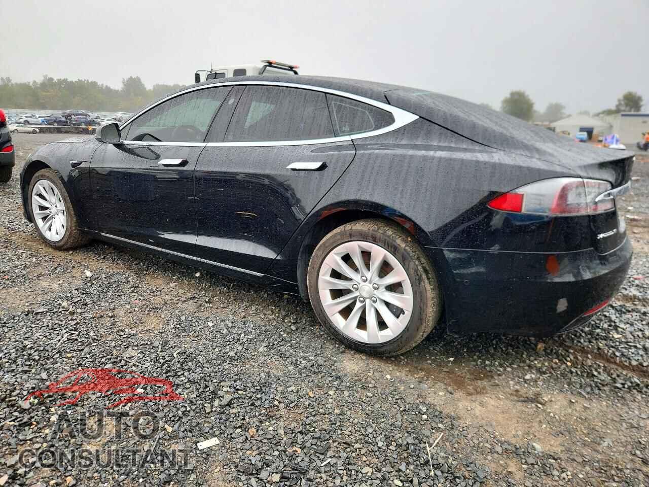 TESLA MODEL S 2017 - 5YJSA1E11HF193348