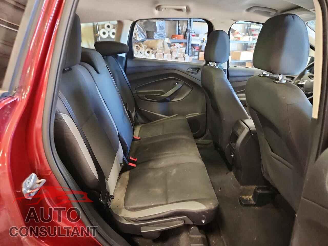 FORD ESCAPE 2015 - 1FMCU0F73FUC51808