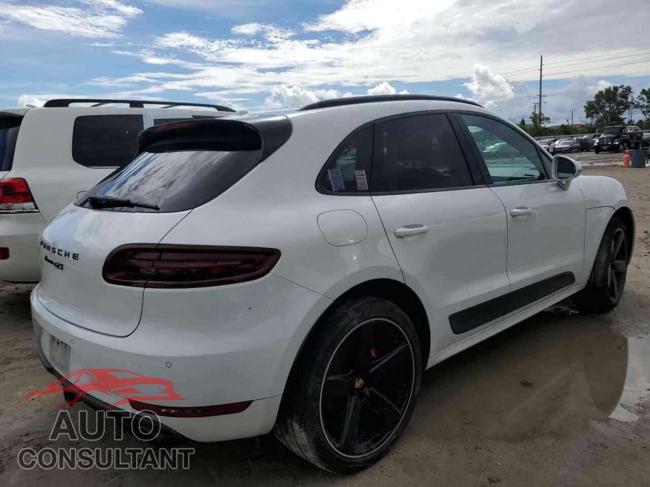 PORSCHE MACAN 2017 - WP1AG2A54HLB51177