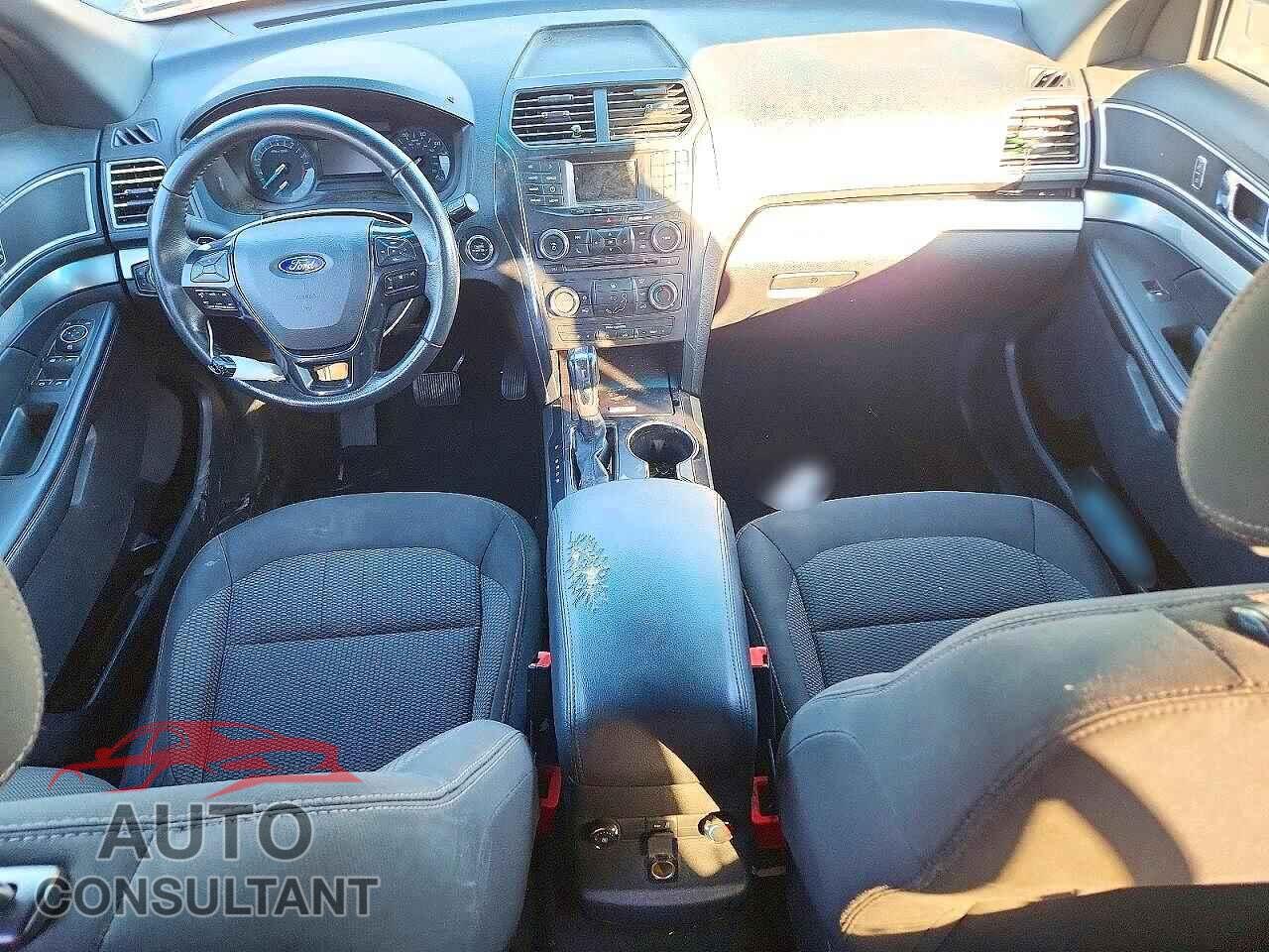 FORD EXPLORER 2017 - 1FM5K7DH7HGB89365