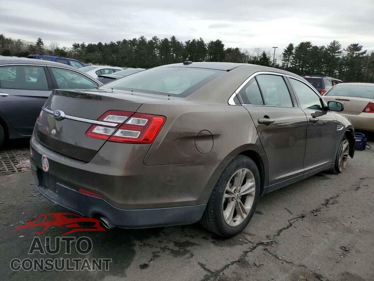 FORD TAURUS 2015 - 1FAHP2D86FG159301