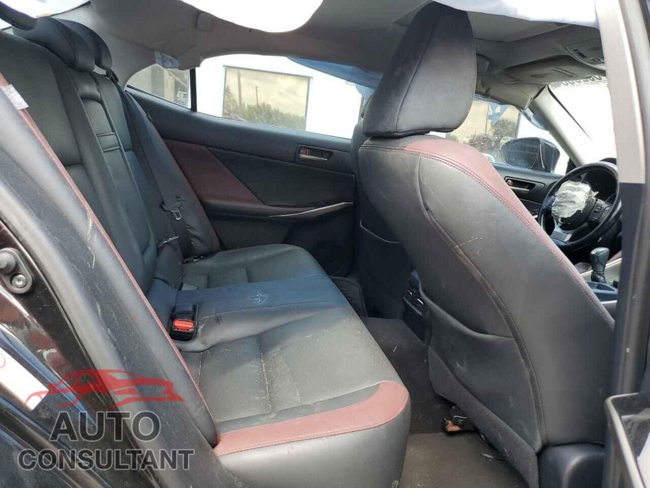 LEXUS IS 2017 - JTHBA1D20H5057271