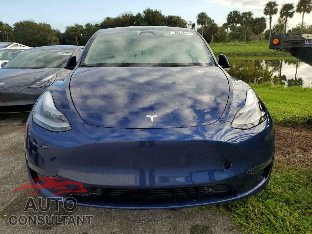 TESLA MODEL Y 2024 - 7SAYGDED7RF009376