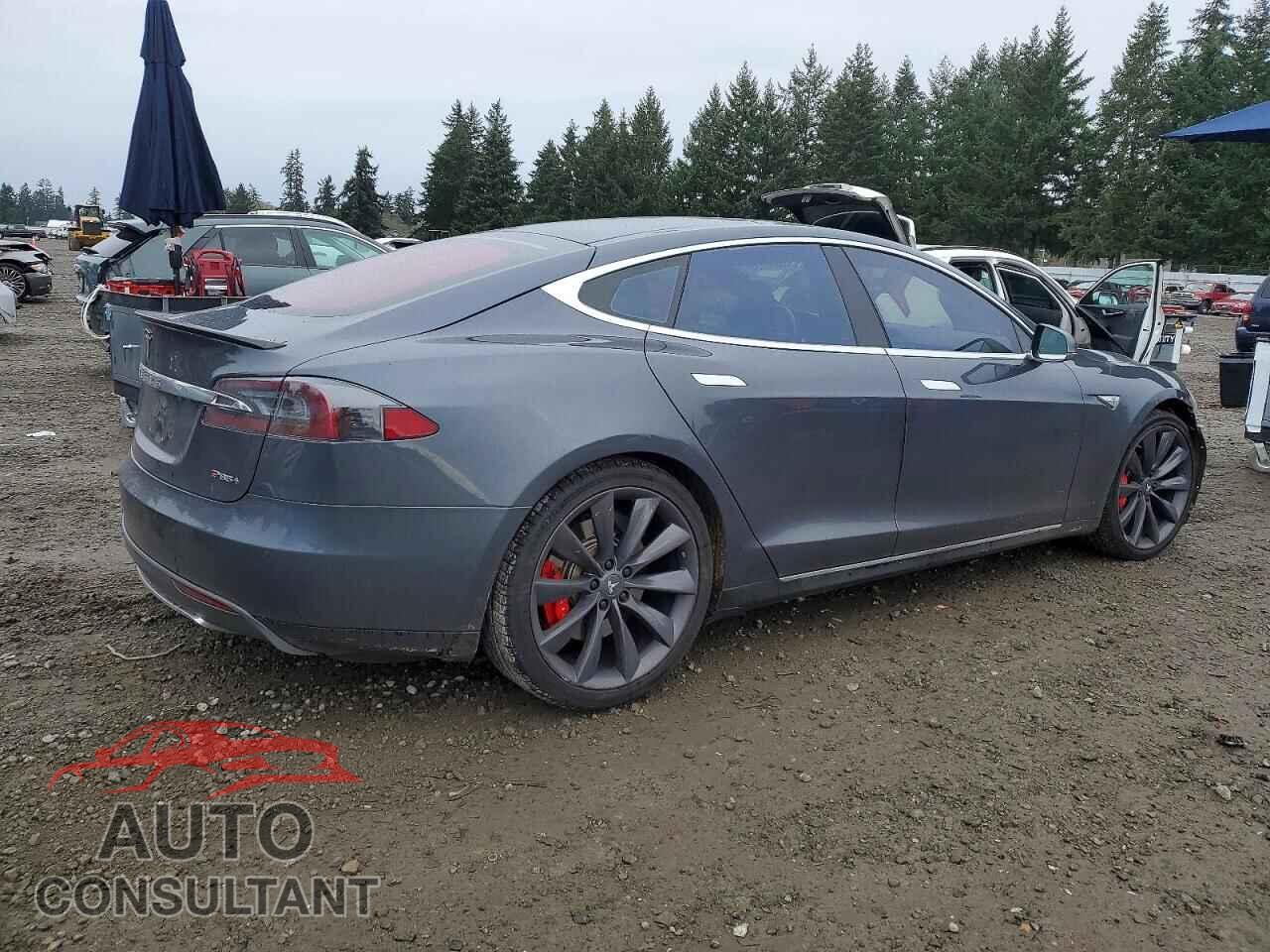 TESLA MODEL S 2014 - 5YJSA1H14EFP53015