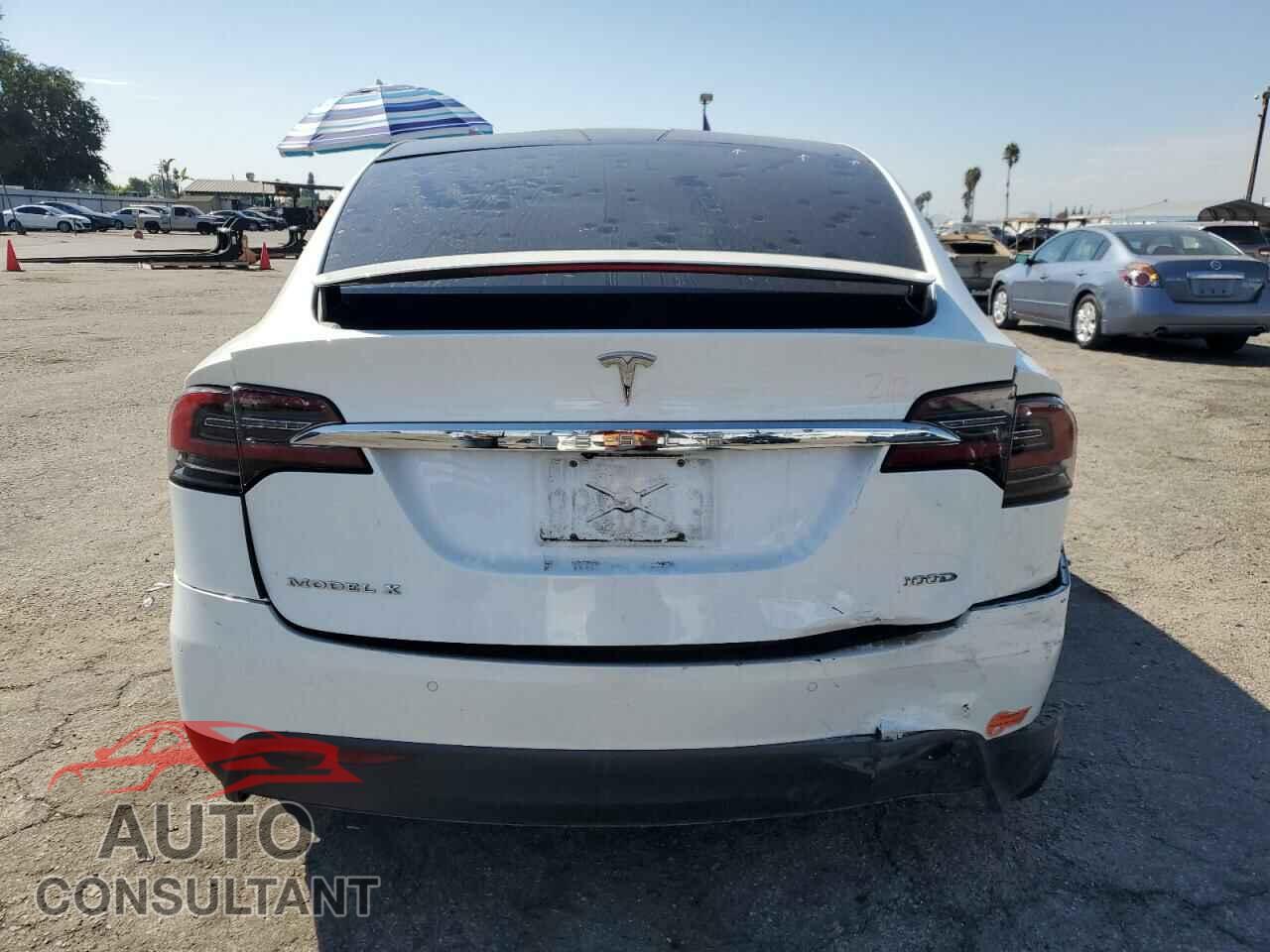 TESLA MODEL X 2017 - 5YJXCBE28HF054123